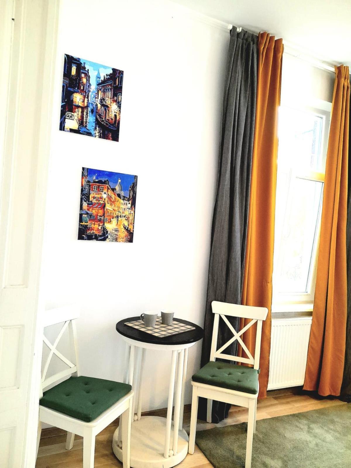 Apartamento Casa Liveni Bucarest Exterior foto